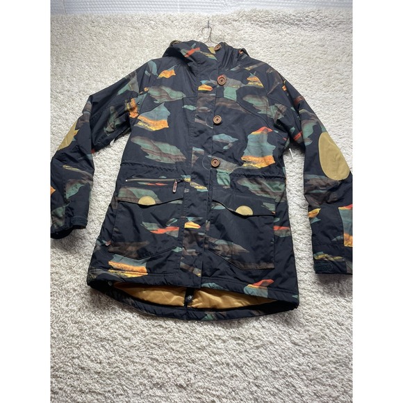 DC Snowboard 15K Waterproof Coat Women's Size L  EUC - Picture 1 of 9